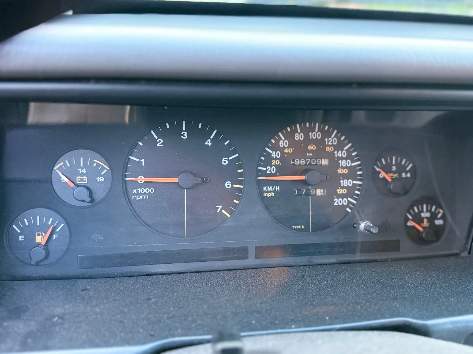 Jeep Grand cherokee 4.00 GAZ  - изображение 4