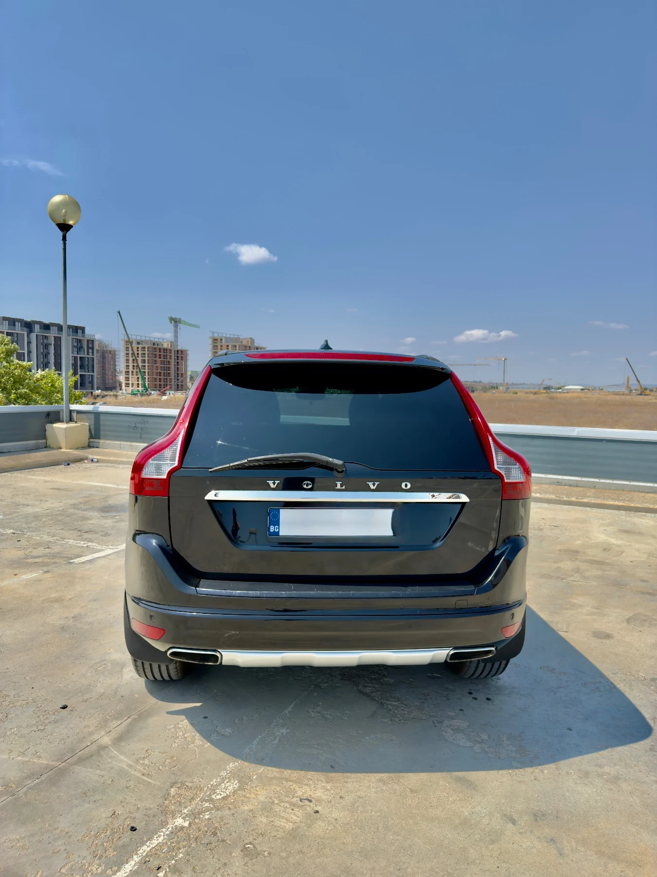 Volvo XC60 D5 - изображение 4