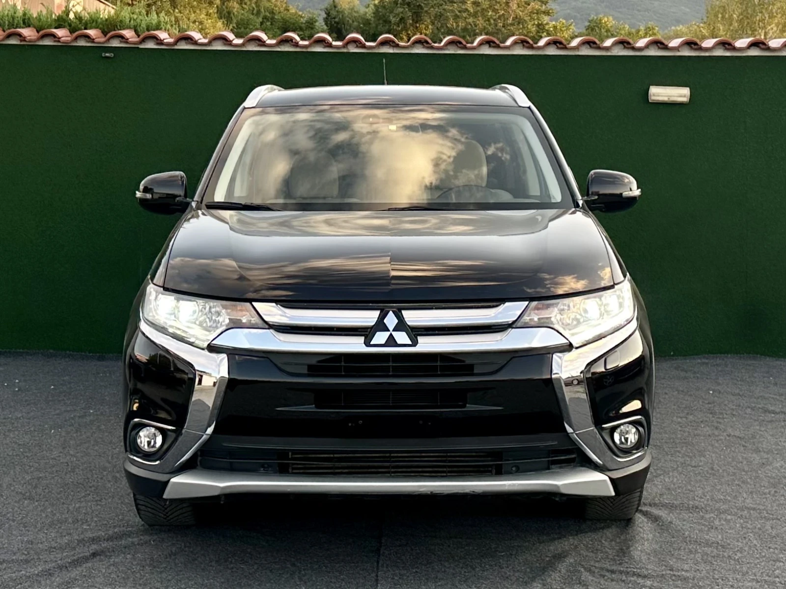 Mitsubishi Outlander Instyle 2.2Di-D 4WD Камера KeyLessGO 6+ 1 - изображение 2