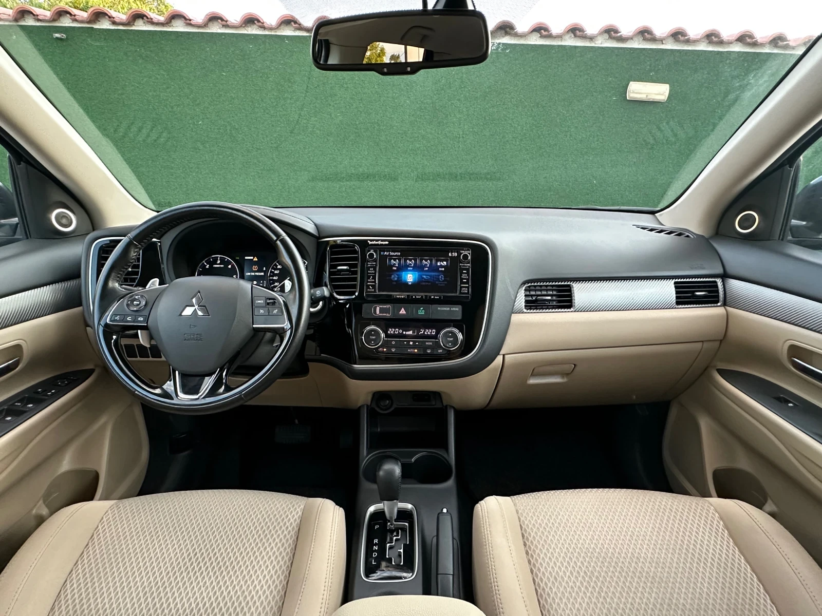 Mitsubishi Outlander Instyle 2.2Di-D 4WD Камера KeyLessGO 6+ 1 - изображение 10