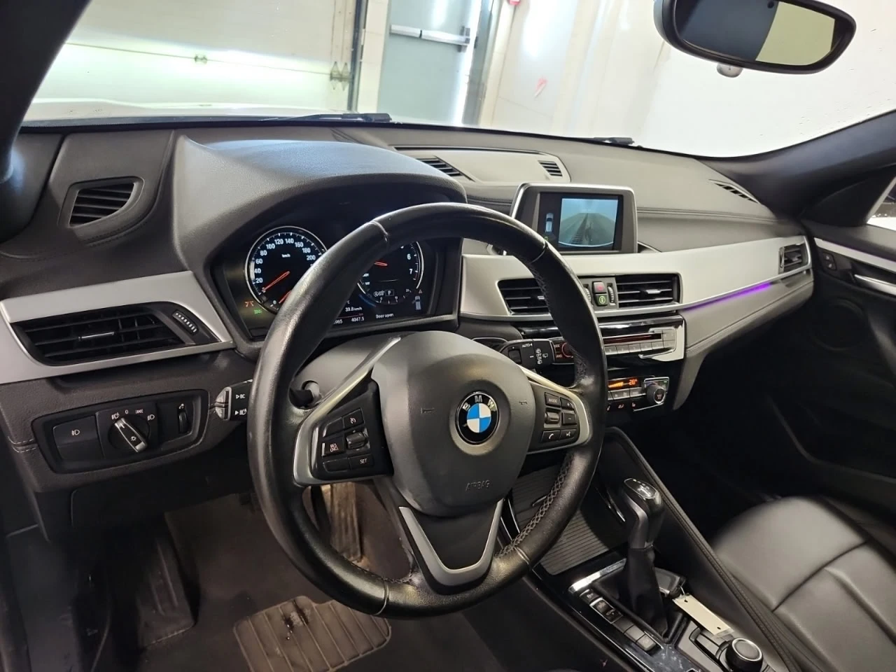 BMW X2 * АВТО КРЕДИТ* ЦЕНА ДО БГ * Сервизна история *  - изображение 8