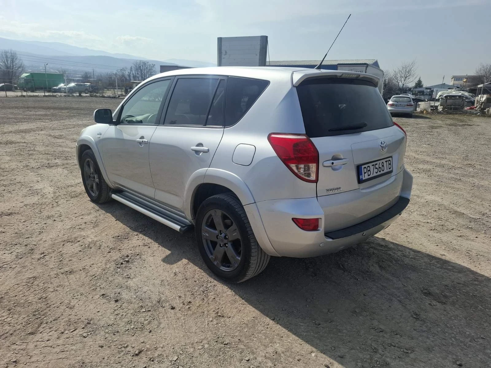 Toyota Rav4, снимка 4 - Автомобили и джипове - 53963927