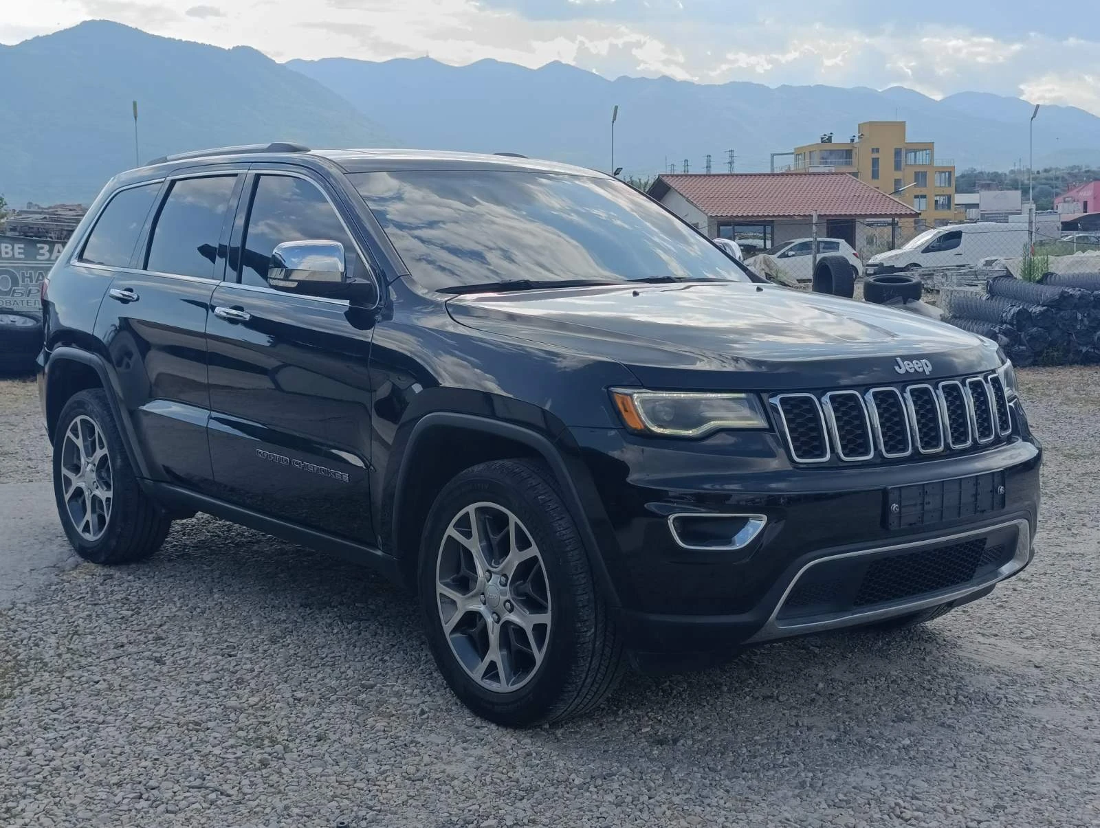 Jeep Grand cherokee 3.6 V6 Limitet WK2 �������� ����  | Mobile.bg � ����������� 3