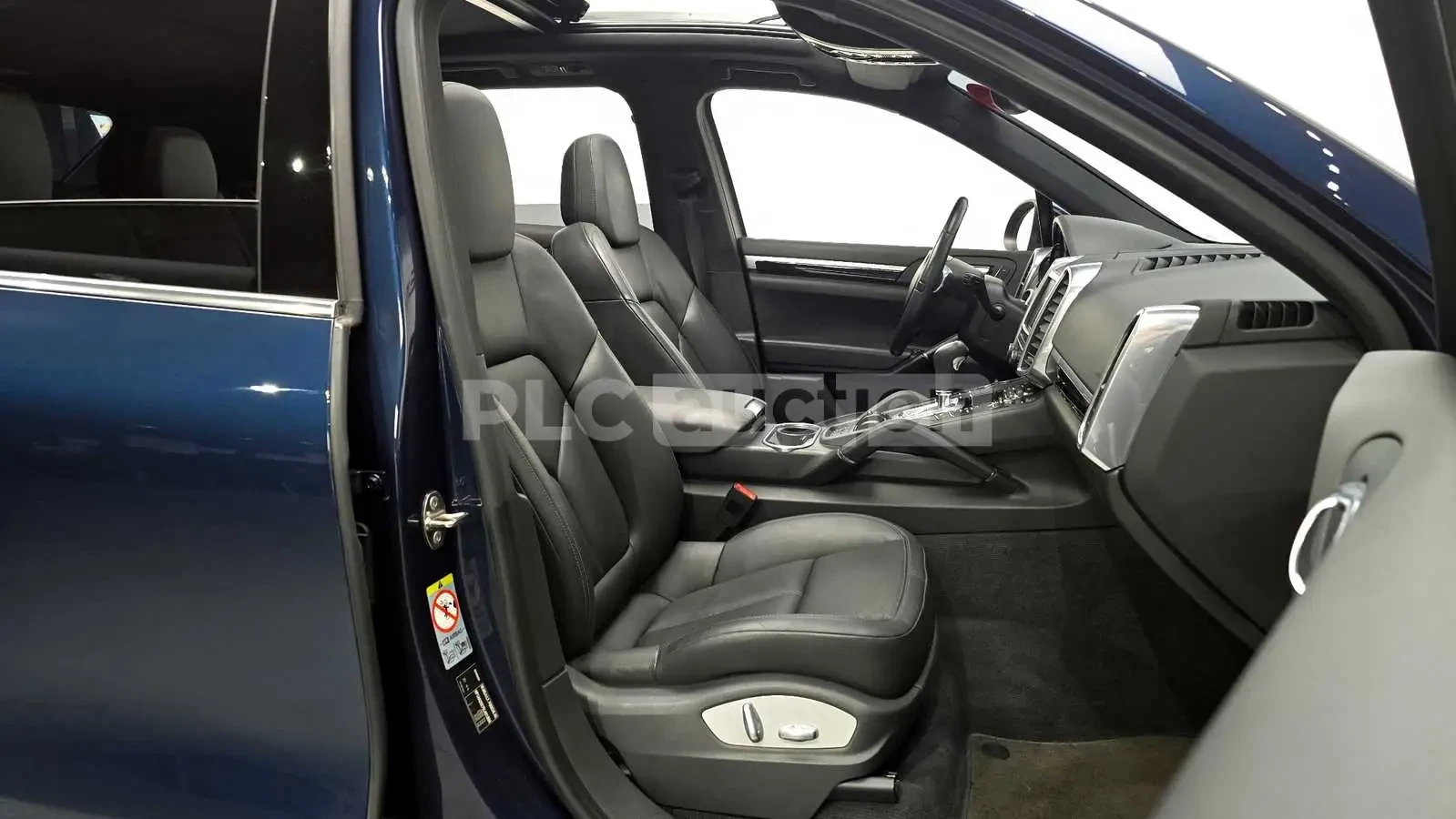Porsche Cayenne 3.6 AWD| КАМЕРА| ПАНОРАМА| ПОДГРЕВ| ВКЛ.ТЕХНОТЕСТ, снимка 9 - Автомобили и джипове - 54834778