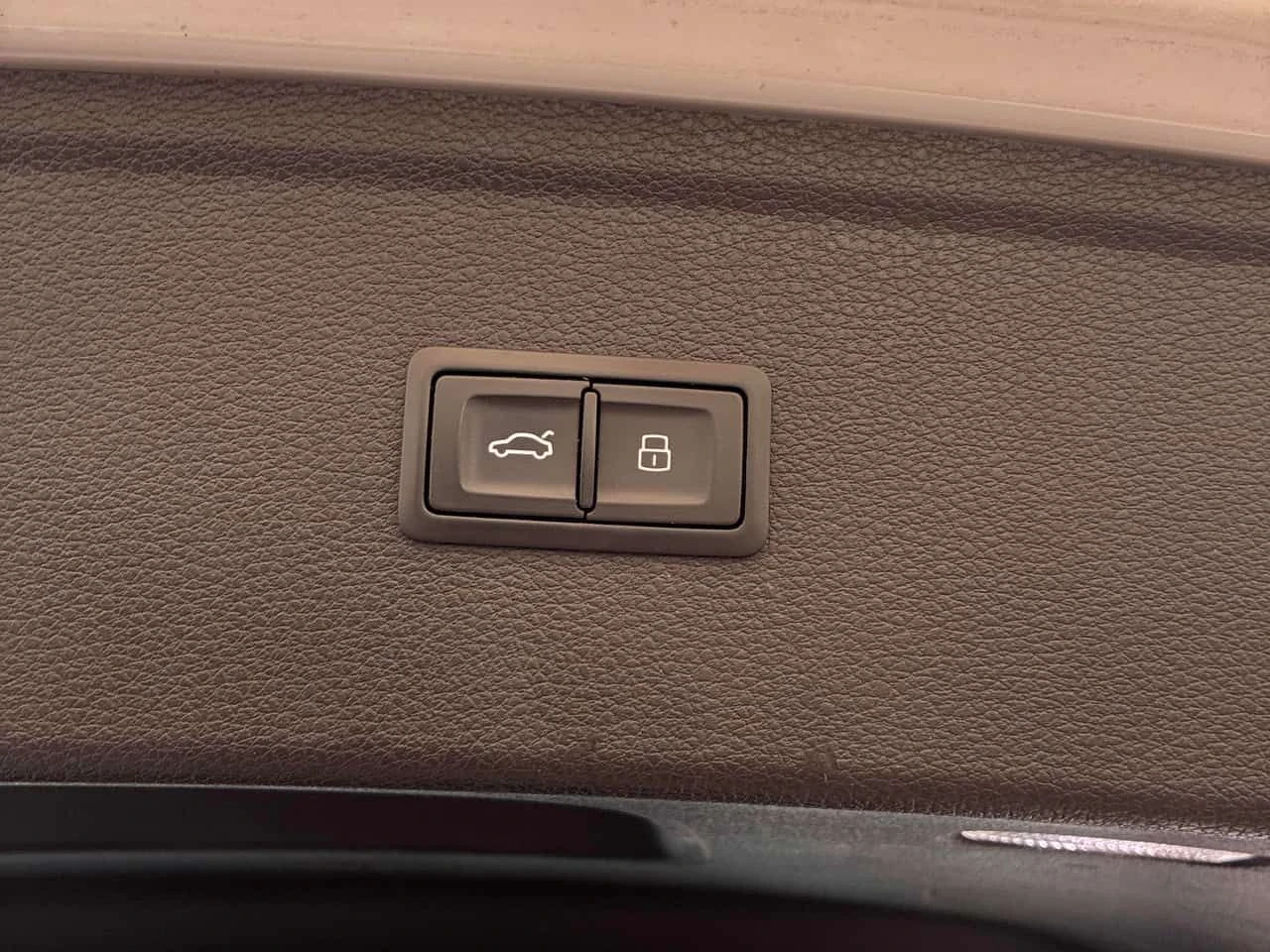 Audi Q5 * Progressiv * PANORAMA* ПОДГРЕВИ* , снимка 15 - Автомобили и джипове - 54919943