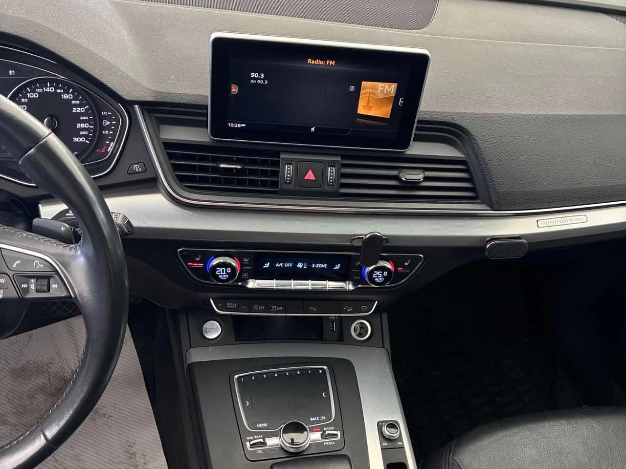 Audi Q5 * Progressiv * PANORAMA* ПОДГРЕВИ* , снимка 9 - Автомобили и джипове - 54919943
