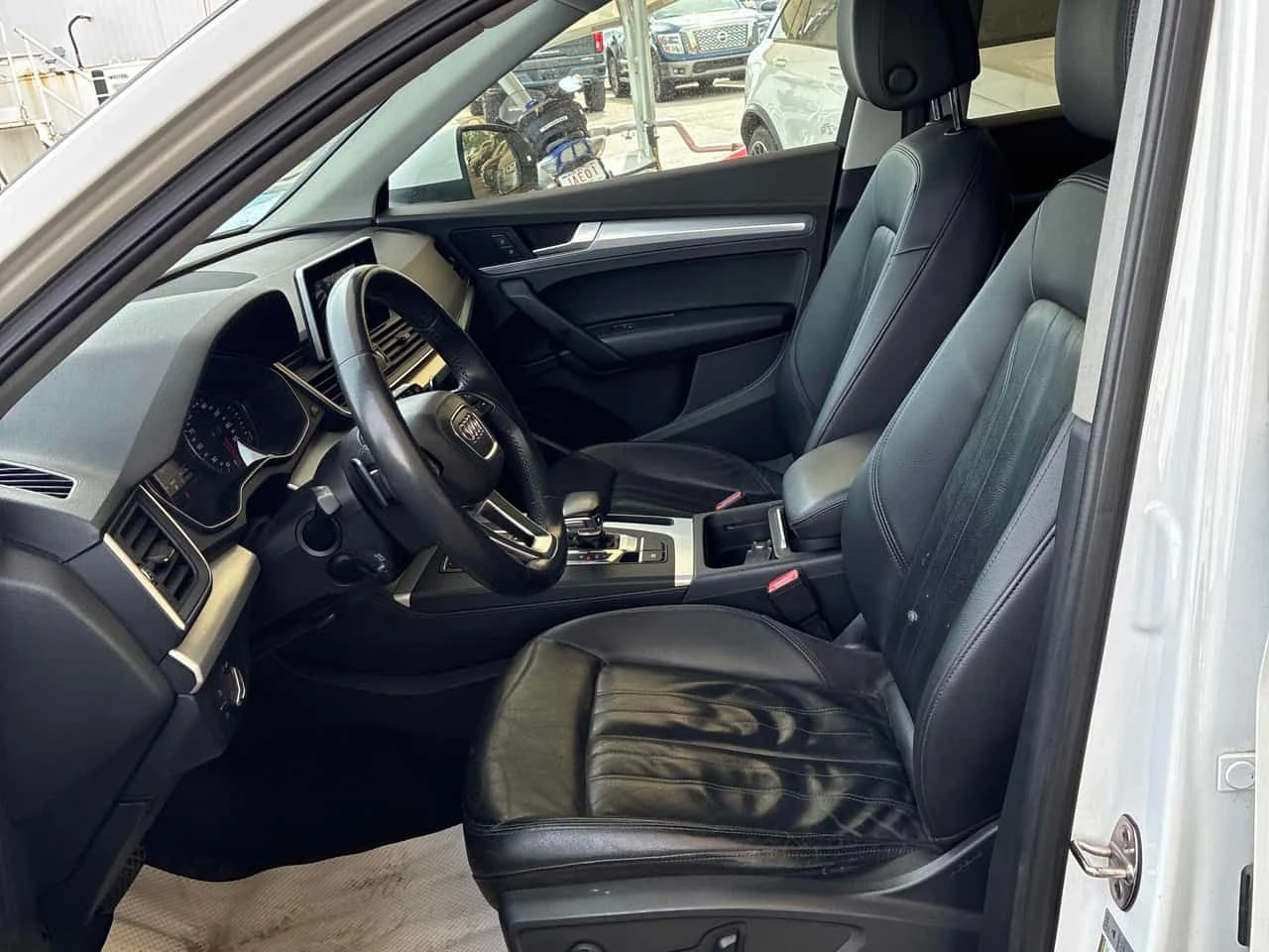 Audi Q5 * Progressiv * PANORAMA* ПОДГРЕВИ* , снимка 12 - Автомобили и джипове - 54919943