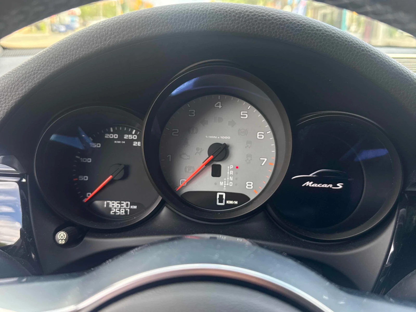 Porsche Macan * S * CARFAX * ОПЦИЯ ЗА ФИНАНСИРАНЕ, снимка 8 - Автомобили и джипове - 56059316