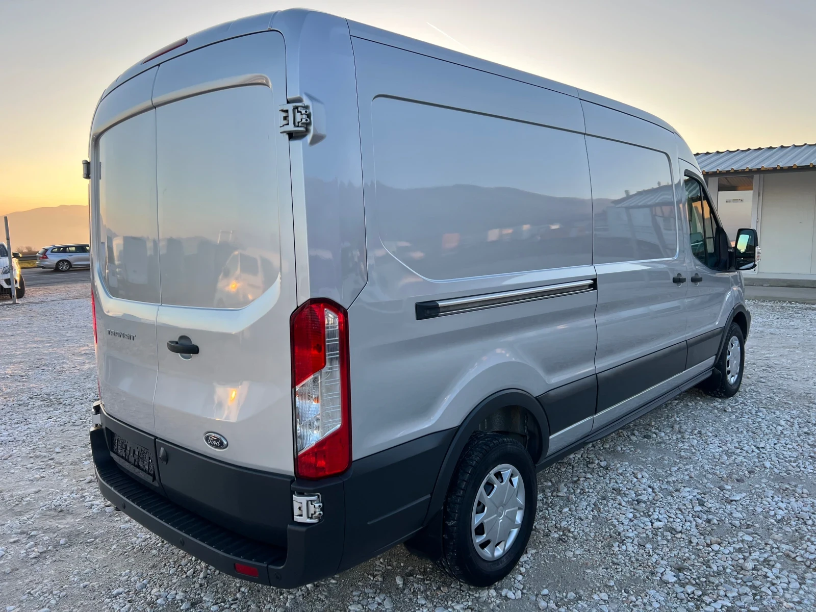 Ford Transit ЕURO 6b - изображение 8