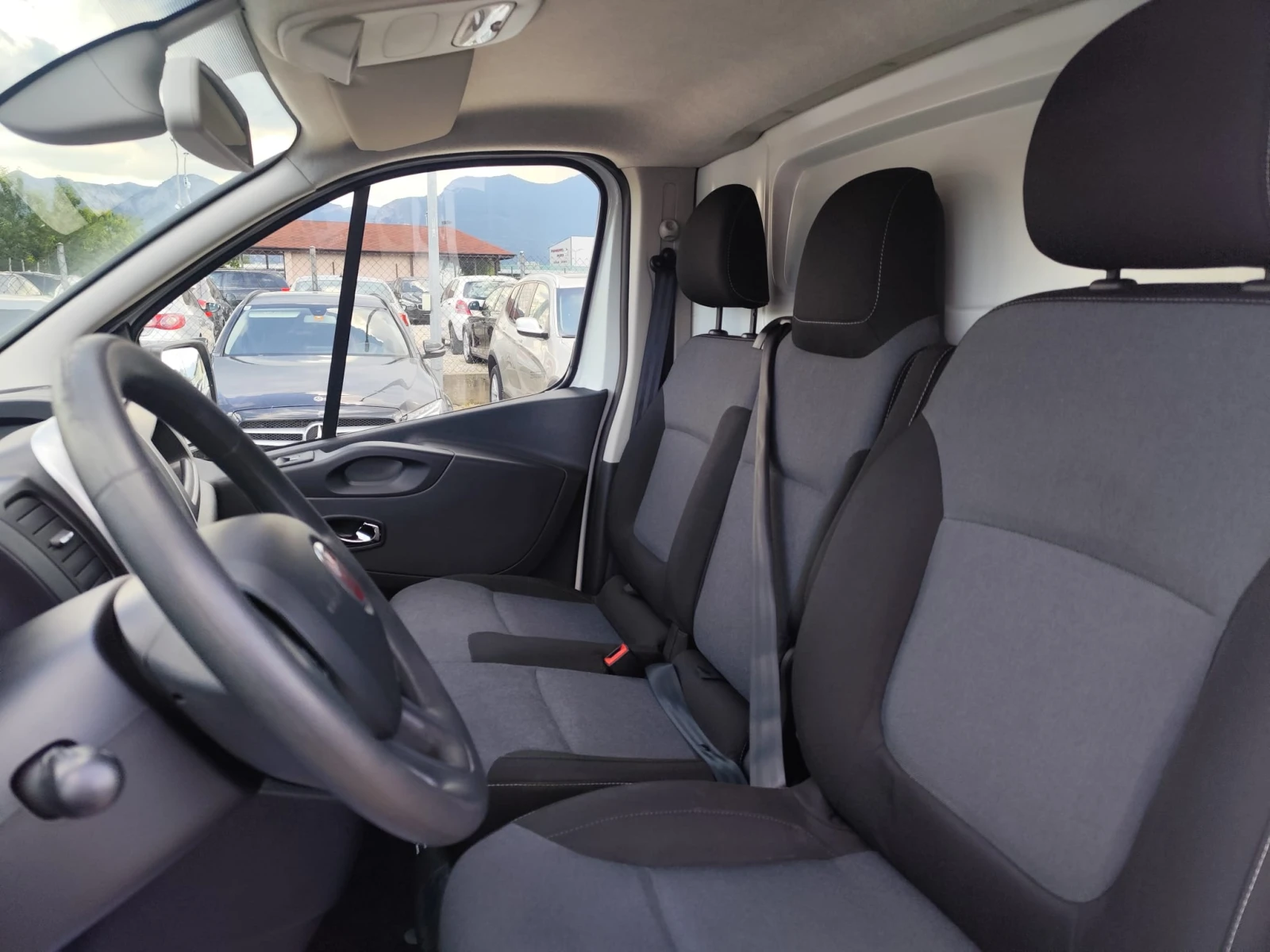 Fiat Talento 1.6 дизел Италия, снимка 11 - Бусове и автобуси - 54870501