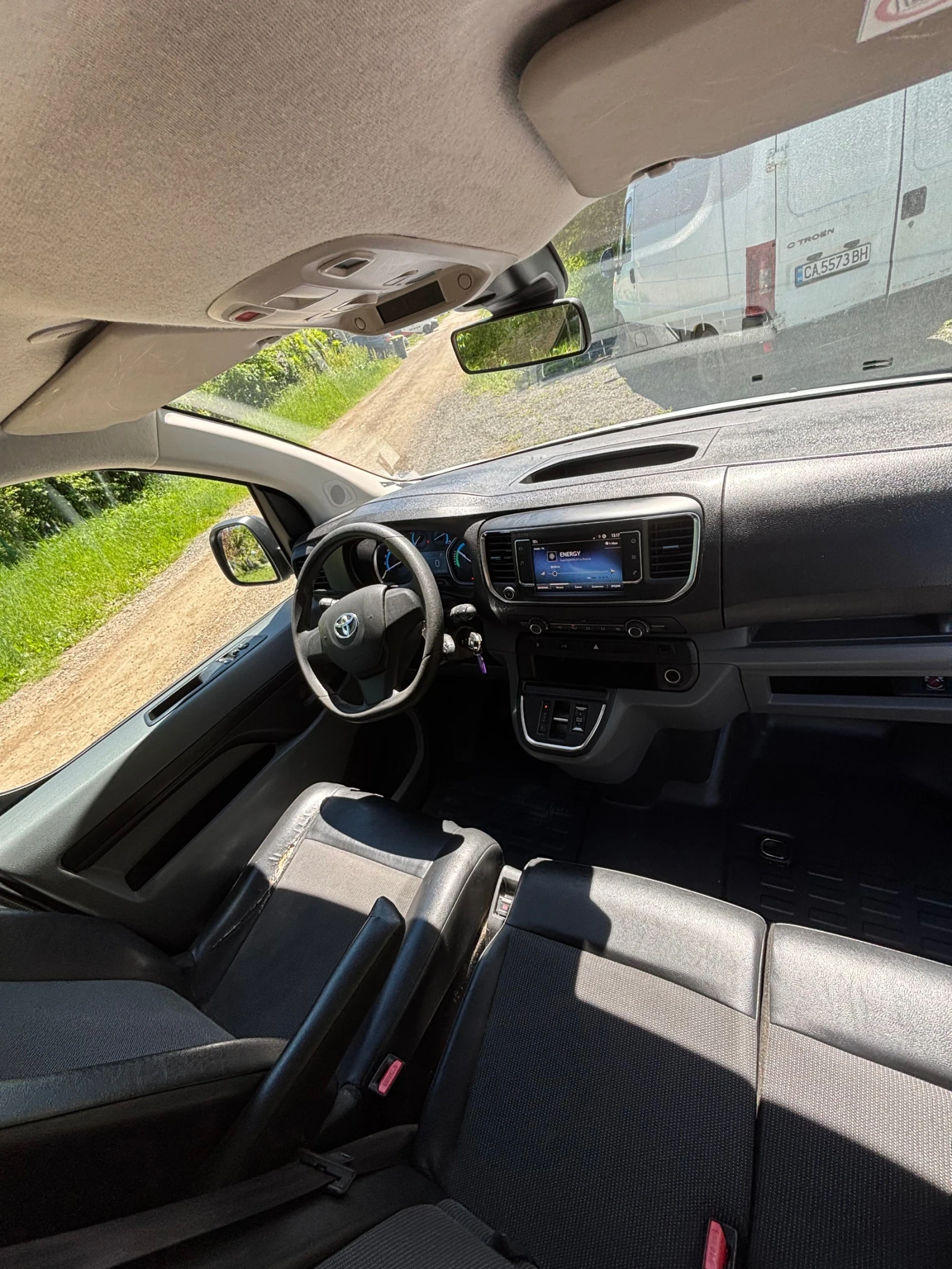 Toyota Proace L2 ЕЛЕКТРИЧЕСКА/ГАРАНЦИЯ 2 ГОД. TOYOTA RELAX, снимка 13 - Бусове и автобуси - 55569200