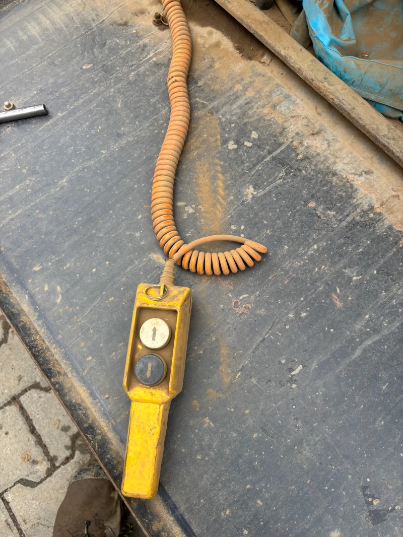 Scania P 94 DB260/ПЪТНА ПОМОЩ, снимка 13 - Камиони - 49910833