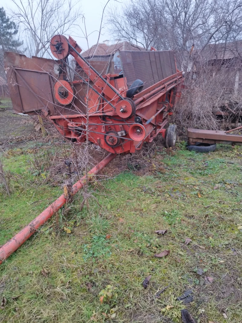 Комбайн Deutz-Fahr m1200, снимка 5 - Селскостопанска техника - 53288219