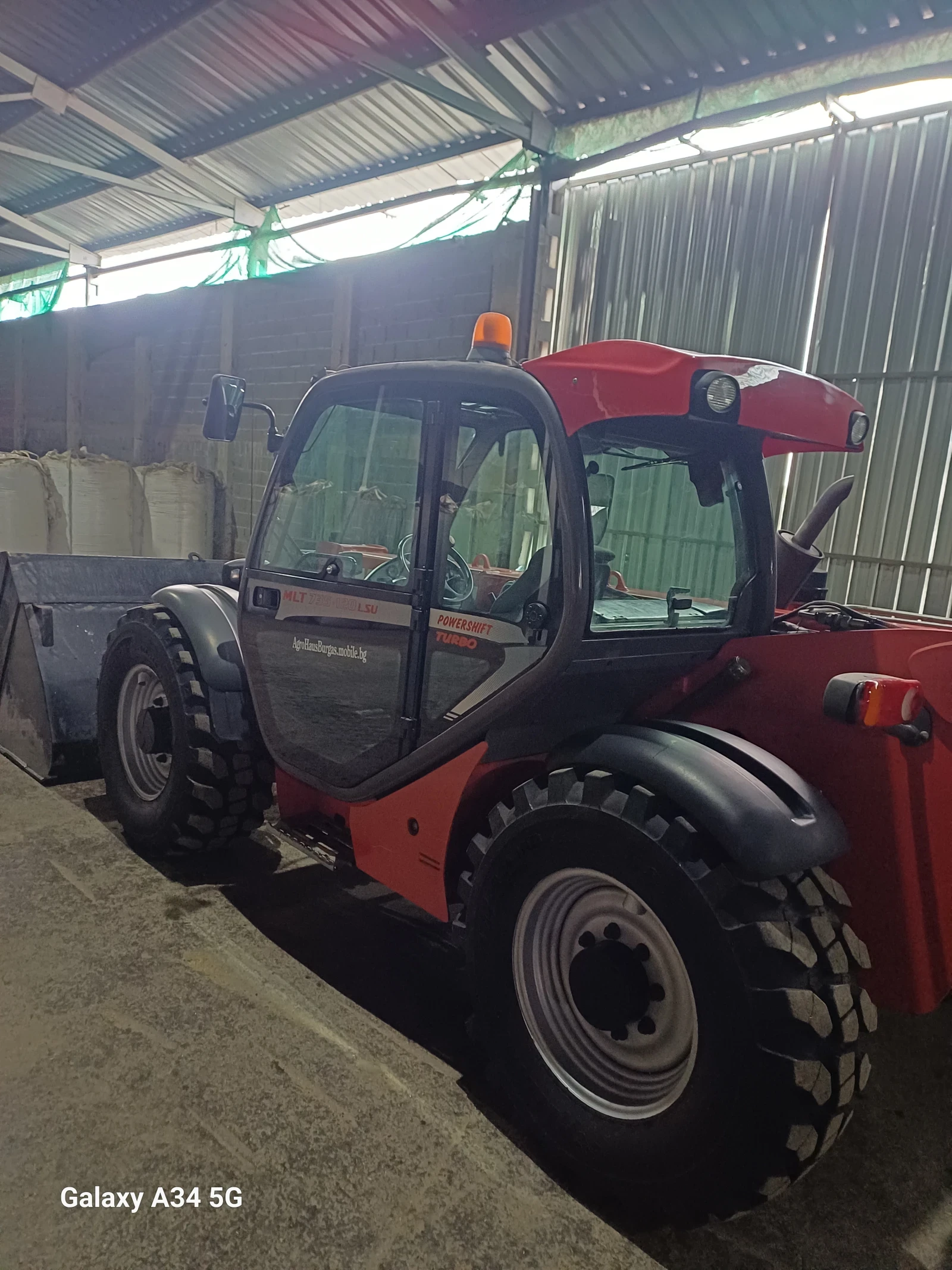 Телескопичен товарач Manitou MLT735-120LSU, снимка 5 - Селскостопанска техника - 54633574