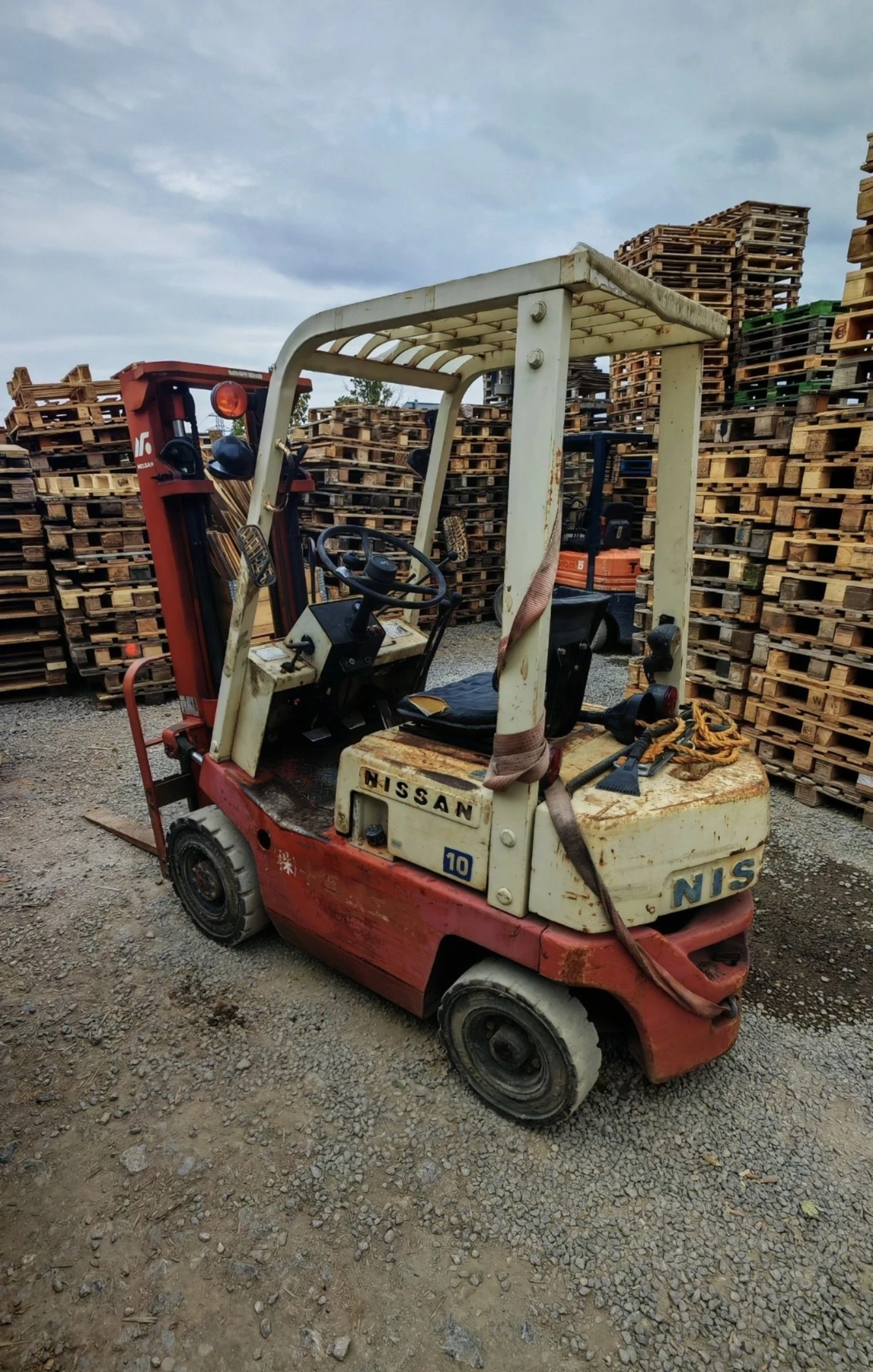 ������� Nissan | Mobile.bg � ����������� 3