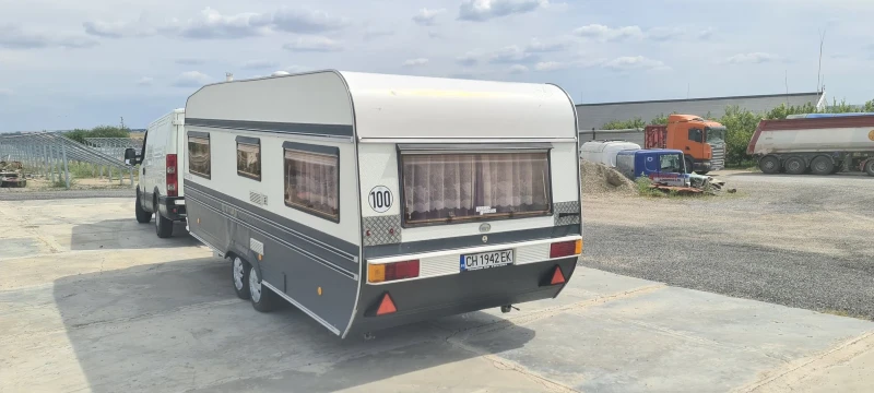 Каравана Hobby, снимка 4 - Каравани и кемпери - 51927793