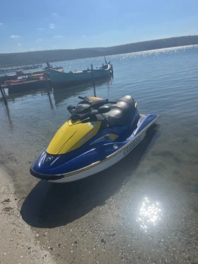 Джет Bombardier Sea Doo GTI SE, снимка 1 - Воден транспорт - 49527967