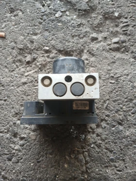 8671224 ABS помпа Volvo S60, снимка 2