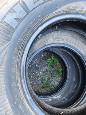 Гуми Зимни 235/70R16, снимка 4