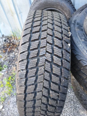Гуми Зимни 235/70R16, снимка 1