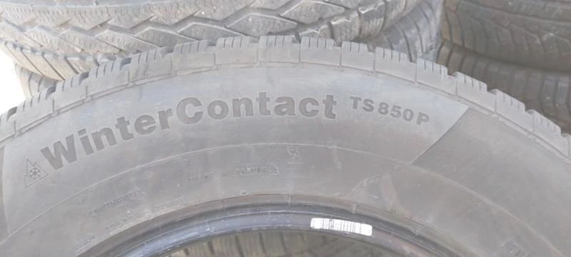 Гуми Зимни 215/70R16, снимка 7 - Гуми и джанти - 30921579