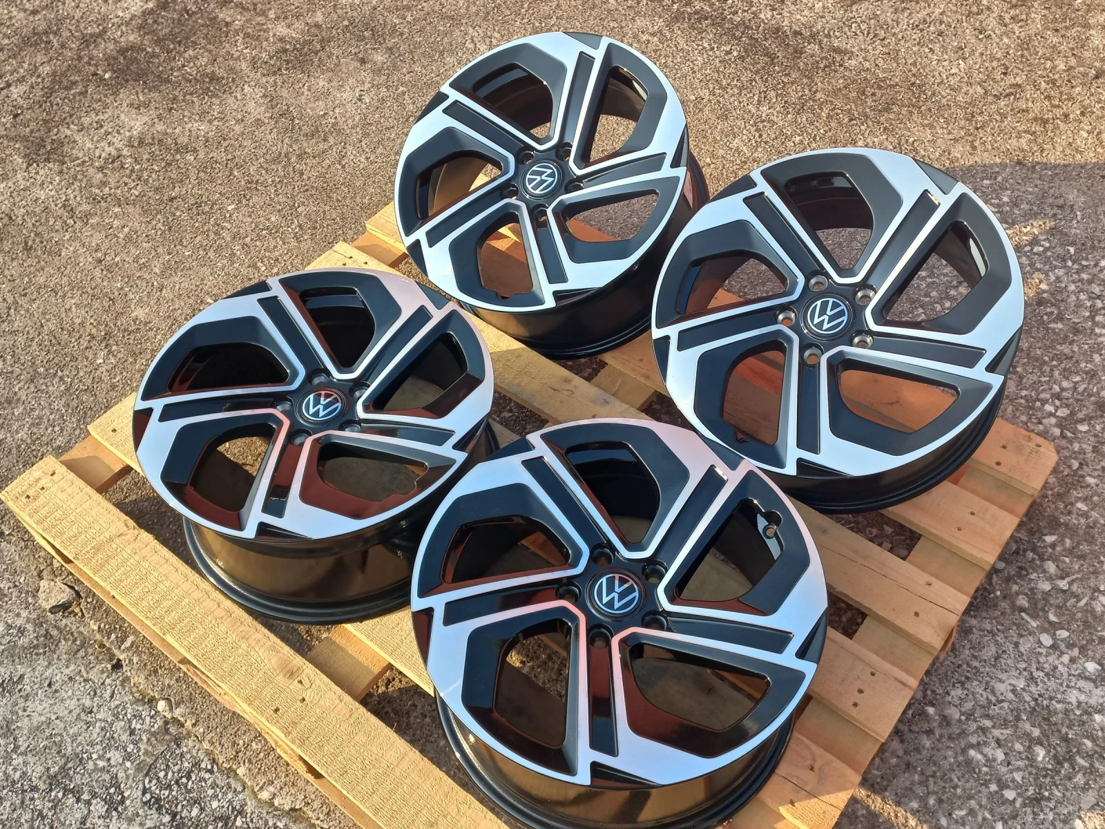 Джанти за VW, снимка 8 - Гуми и джанти - 54984920