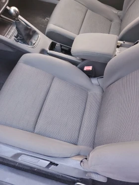 VW Golf 1.4 Клима навигация спорт, снимка 11