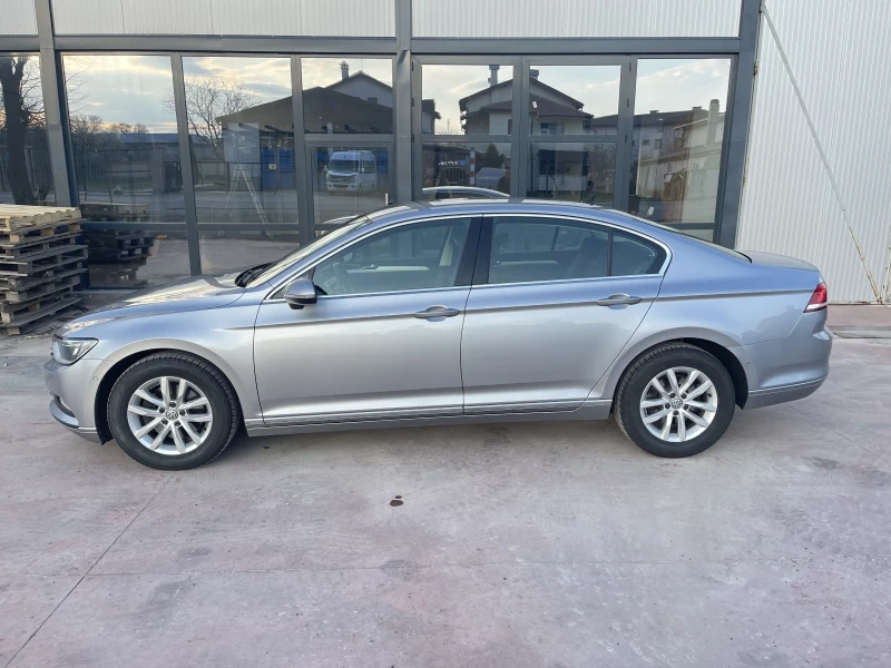 VW Passat NAVI* AVTOMAT* DISTRONIC* LIZING* , снимка 4 - Автомобили и джипове - 44808933