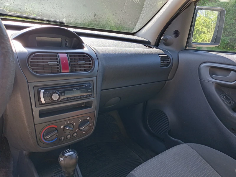 Opel Combo 1.3 CDTI, снимка 10 - Автомобили и джипове - 45862976