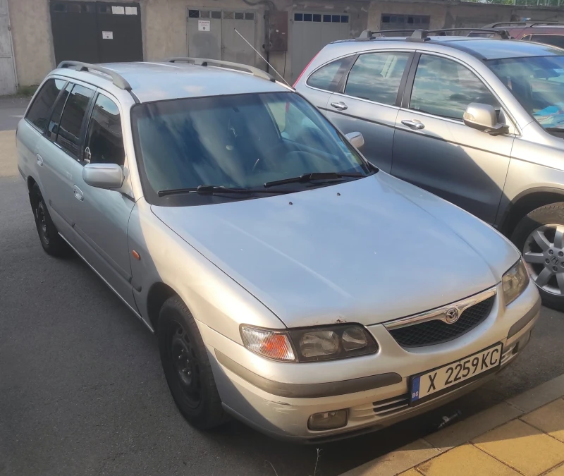 Mazda 626 1.8I ГИ климатик, снимка 3 - Автомобили и джипове - 46675461