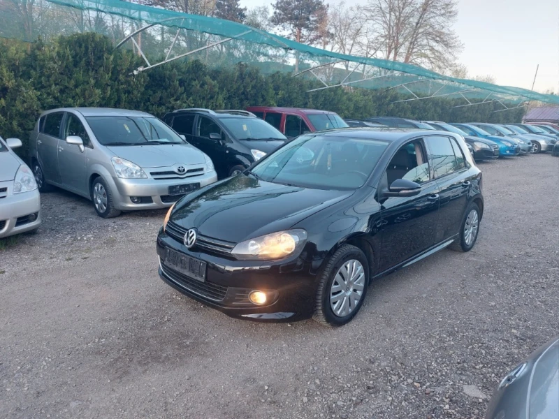 VW Golf, снимка 1 - Автомобили и джипове - 47630908