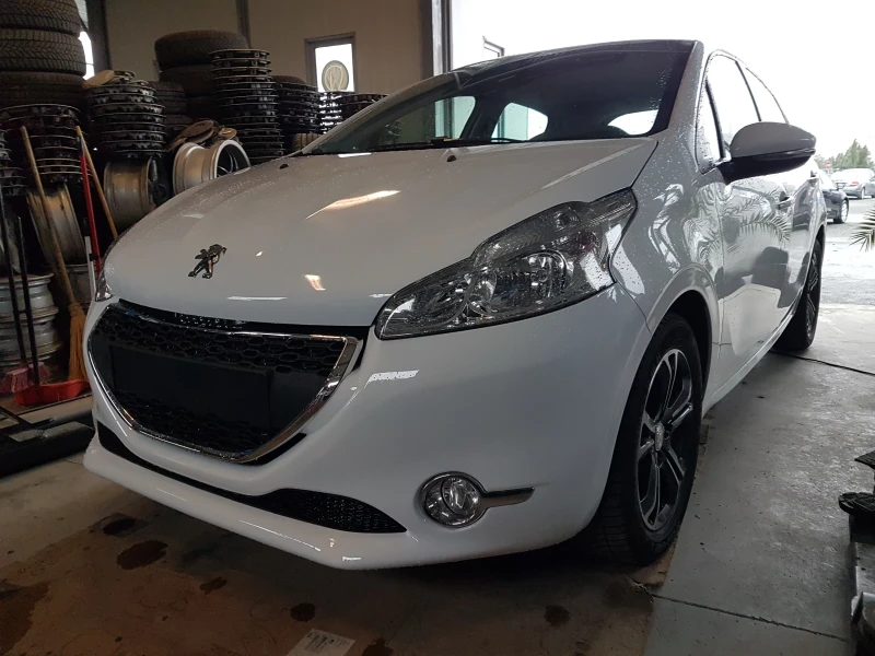 Peugeot 208 1, 4HDI70ksNAVITEMPOMATITALIAEU5B, снимка 2 - Автомобили и джипове - 47931535