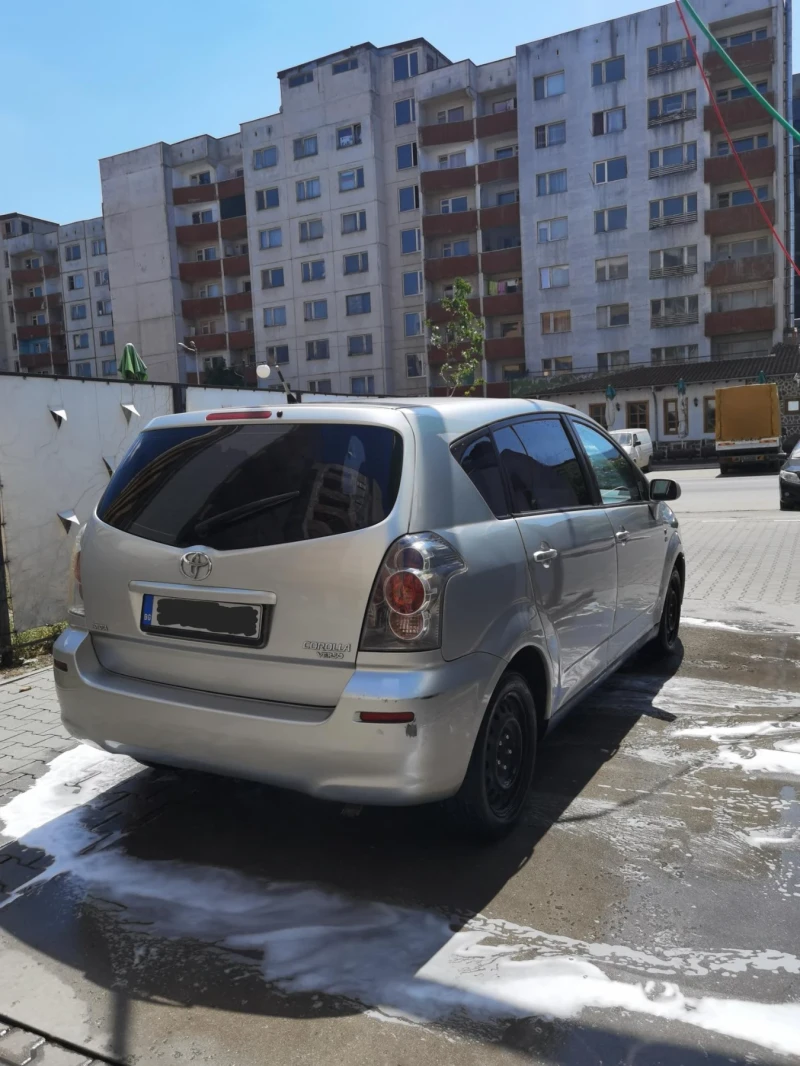 Toyota Corolla verso, снимка 3 - Автомобили и джипове - 48160097