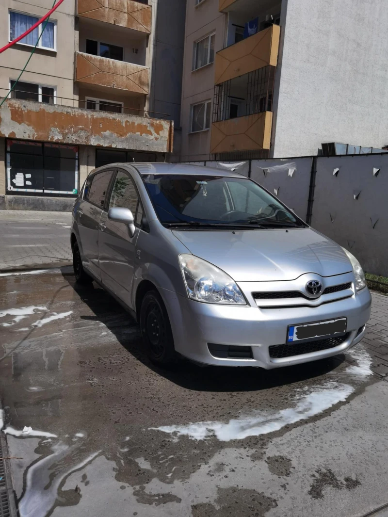 Toyota Corolla verso, снимка 2 - Автомобили и джипове - 48160097