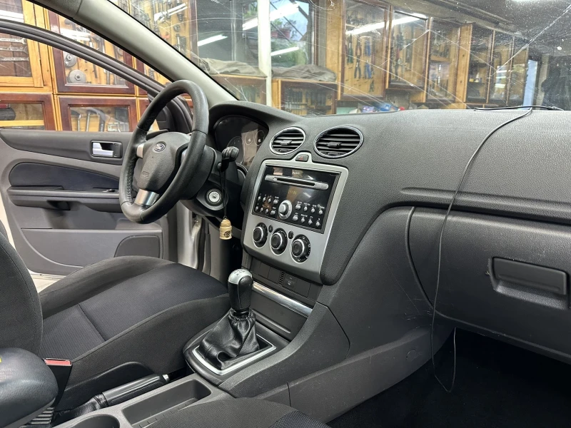 Ford Focus 1.6 Ti, снимка 2 - Автомобили и джипове - 48745632