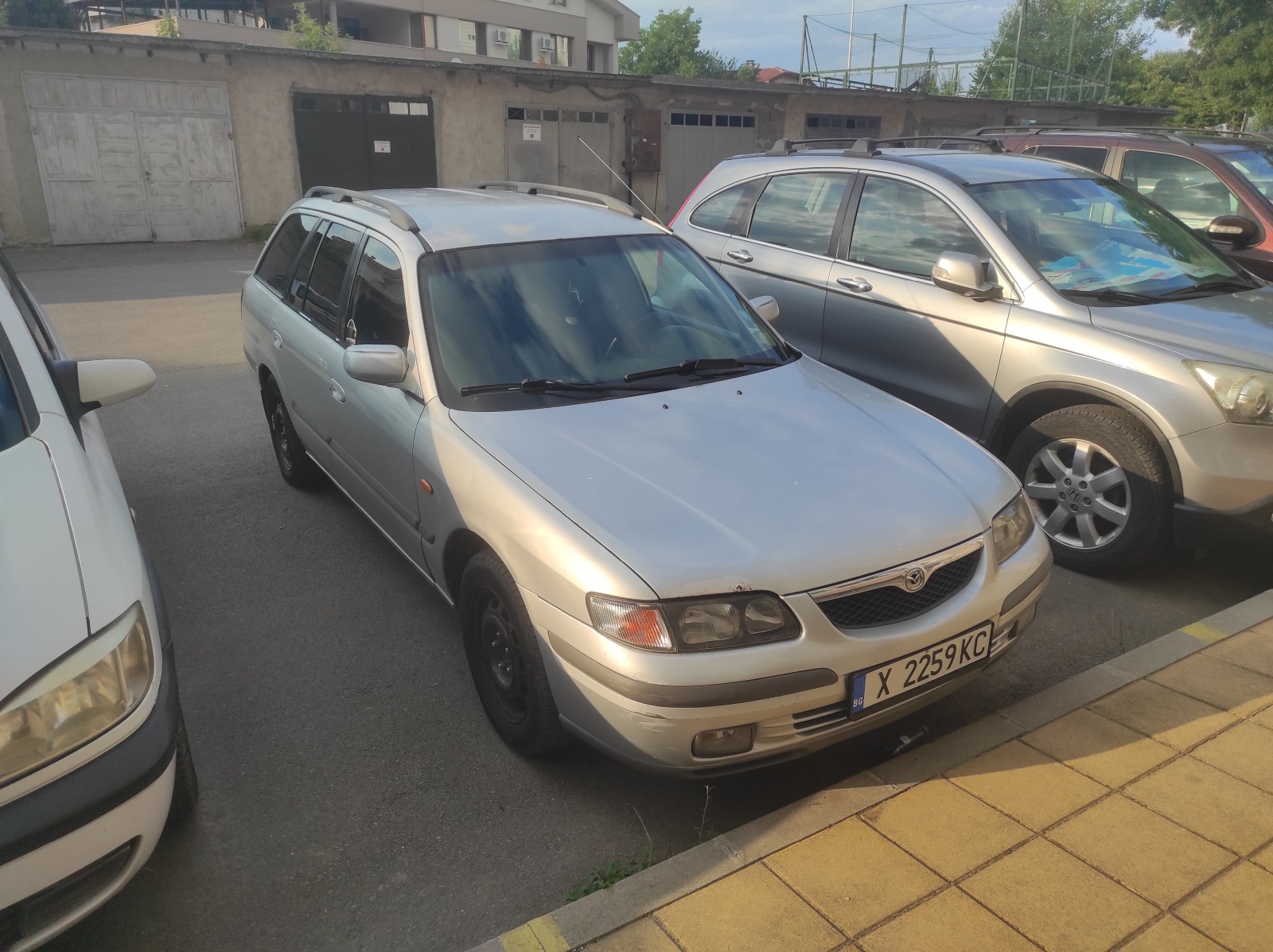 Mazda 626 1.8I ГИ климатик - изображение 3