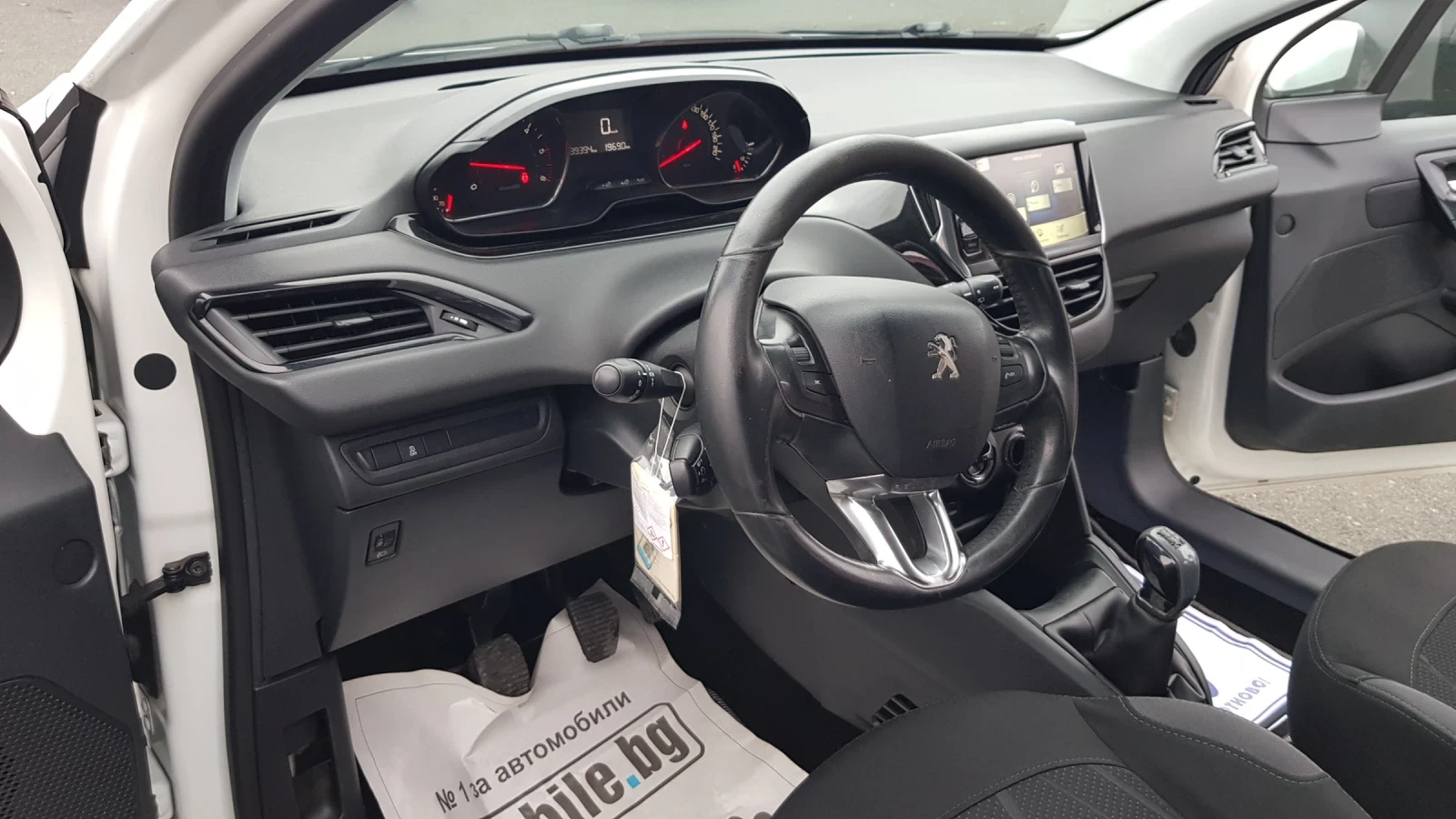 Peugeot 208 1, 4HDI70ksNAVITEMPOMATITALIAEU5B - изображение 10