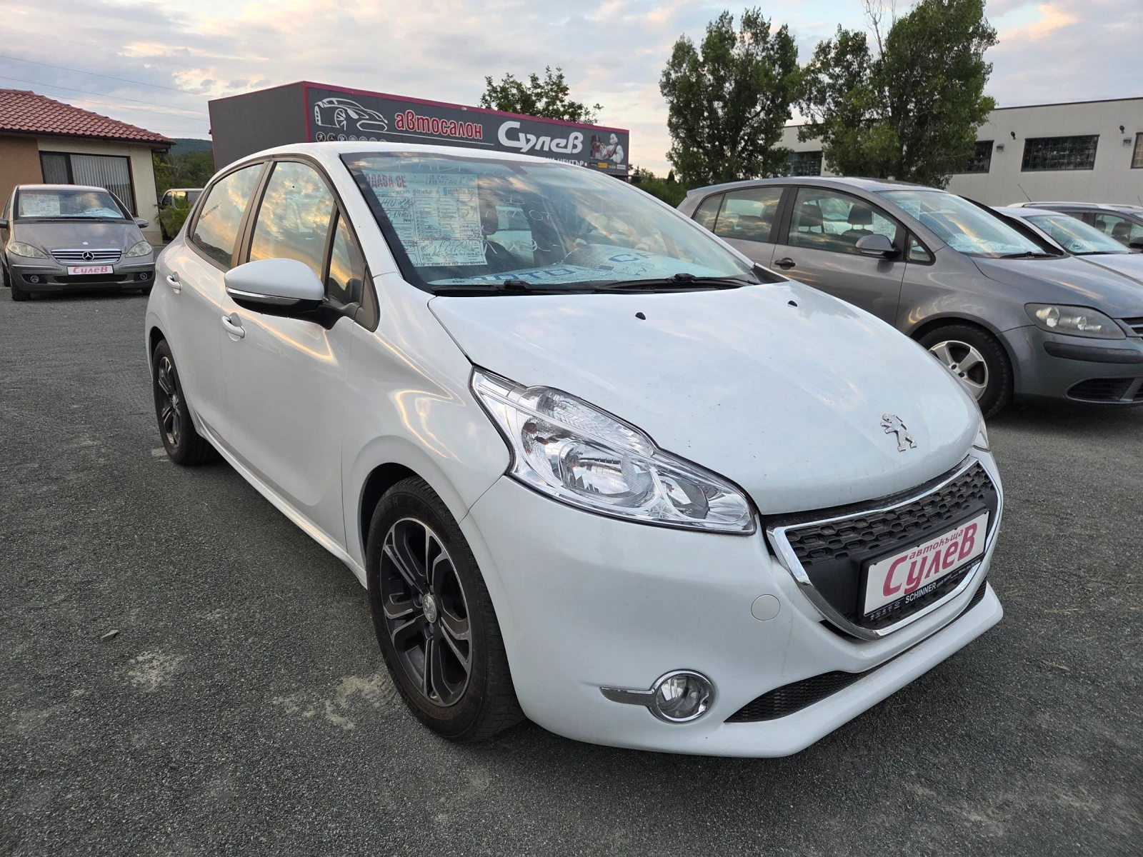 Peugeot 208 1, 4HDI70ksNAVITEMPOMATITALIAEU5B | Mobile.bg   1