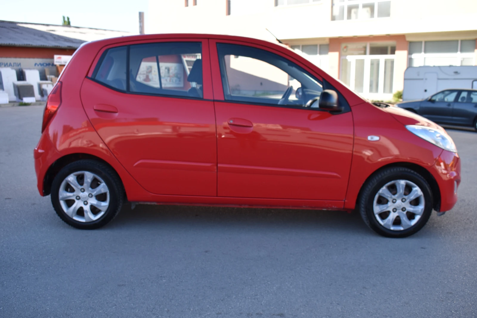 Hyundai I10 1.1/70кc/ITALY/87000km/ТОП СЪСТОЯНИЕ!!! - изображение 6