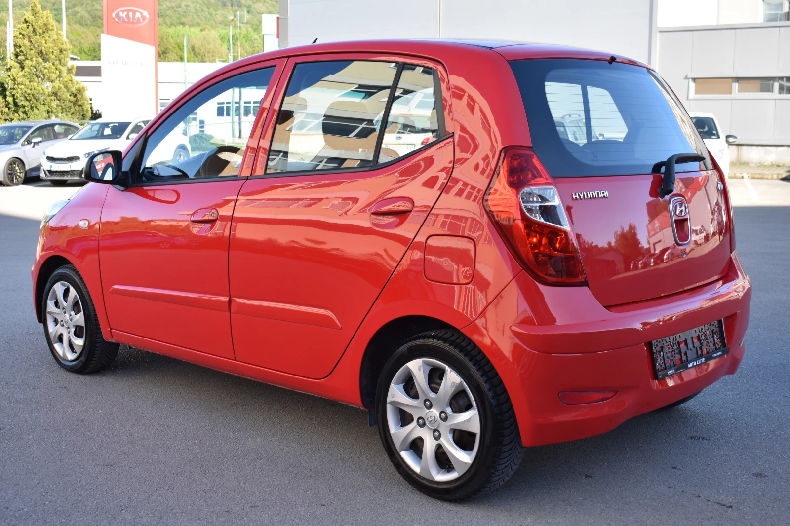 Hyundai I10 1.1/70кc/ITALY/87000km/ТОП СЪСТОЯНИЕ!!! - изображение 3
