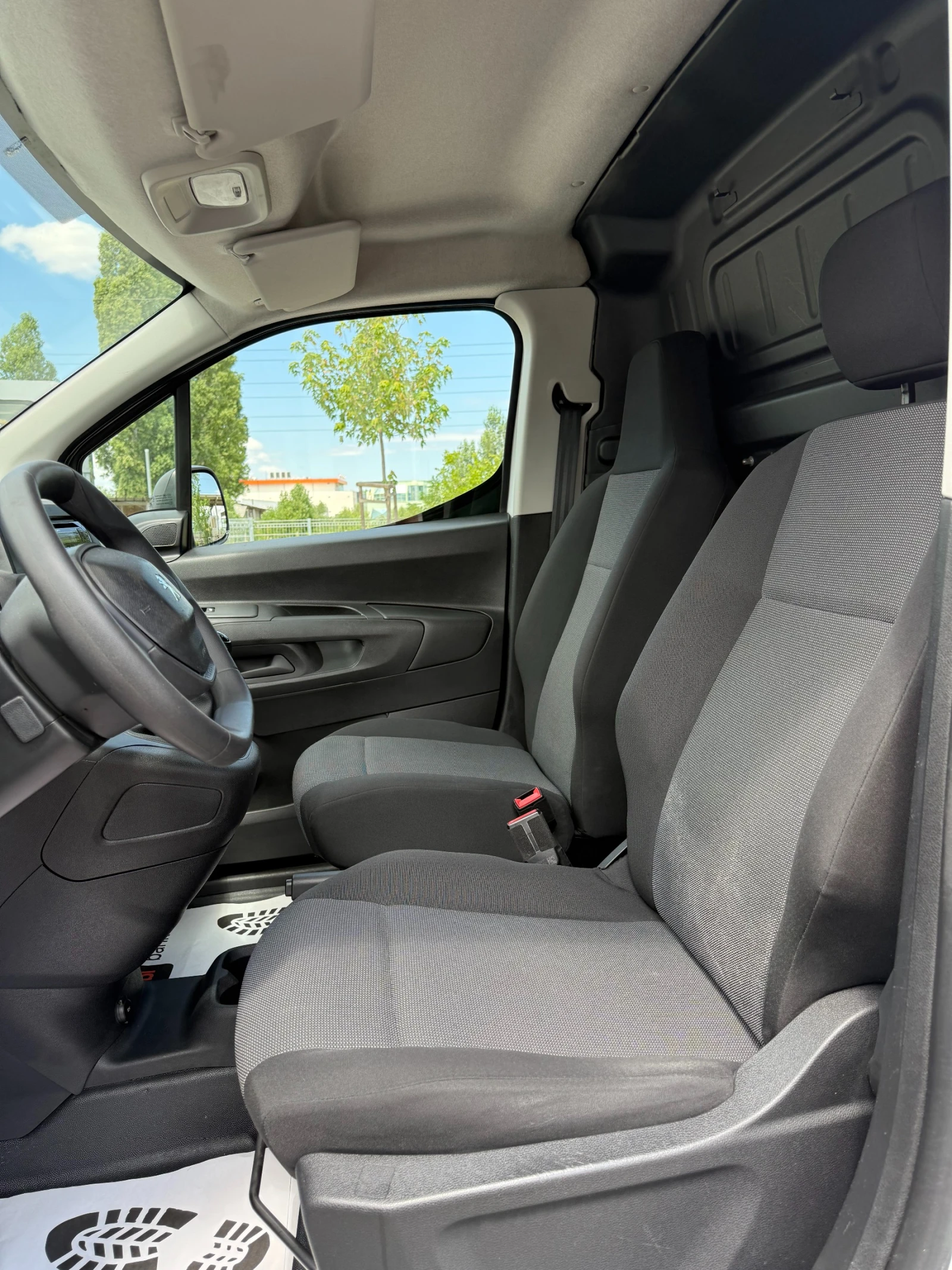 Peugeot Partner 1.6HDI* КАТО НОВА* EURO 6B*  - изображение 7