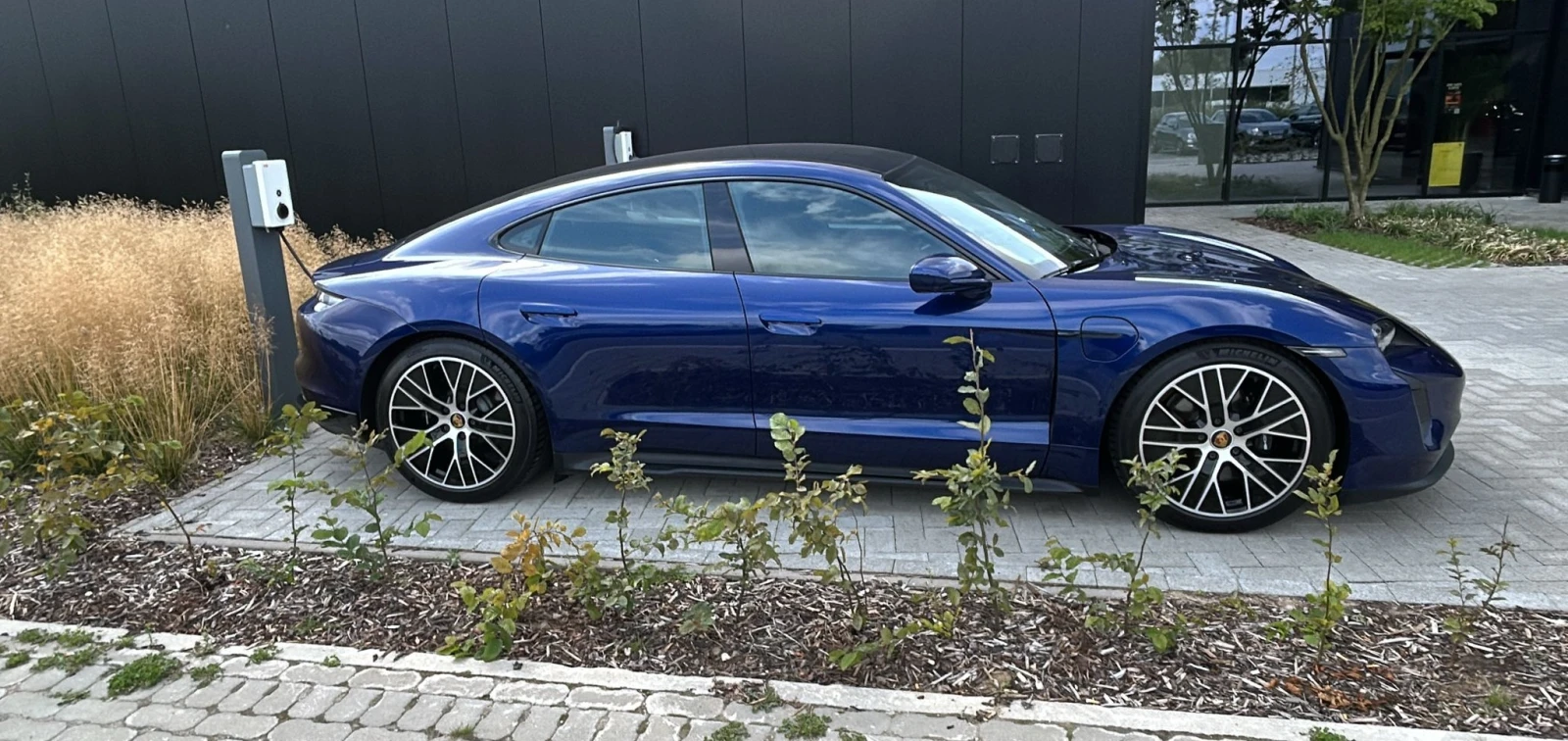 Porsche Taycan 4S Performance Plus  - изображение 2