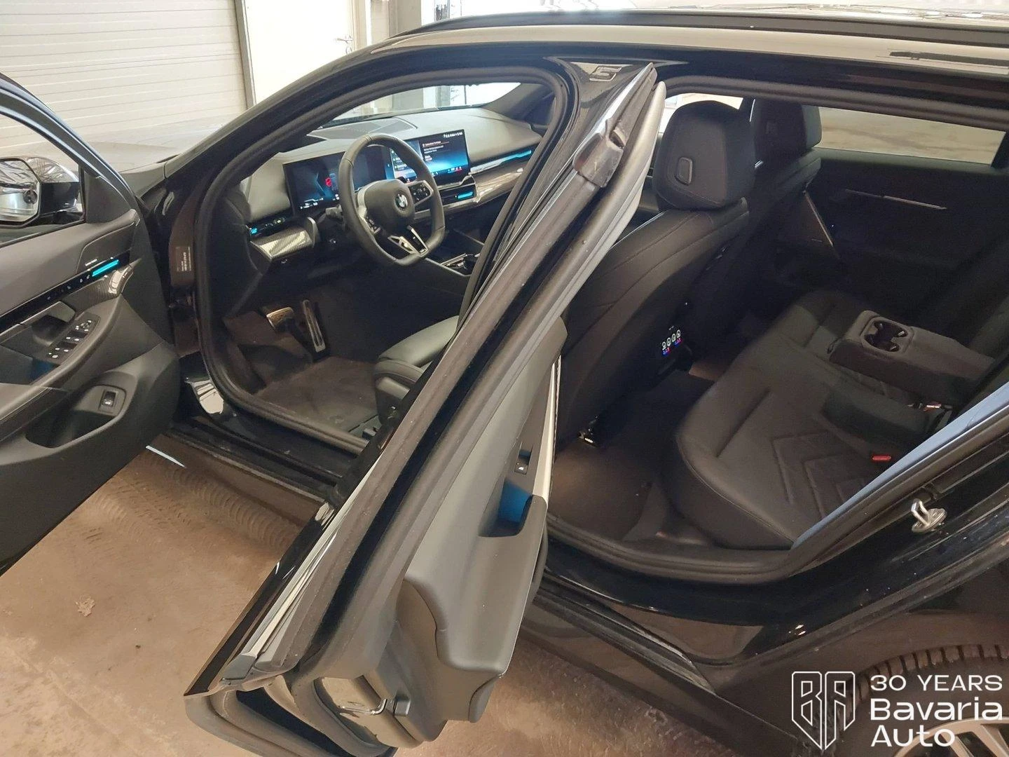 BMW 520 d xDrive Touring M Sport Paket - изображение 5