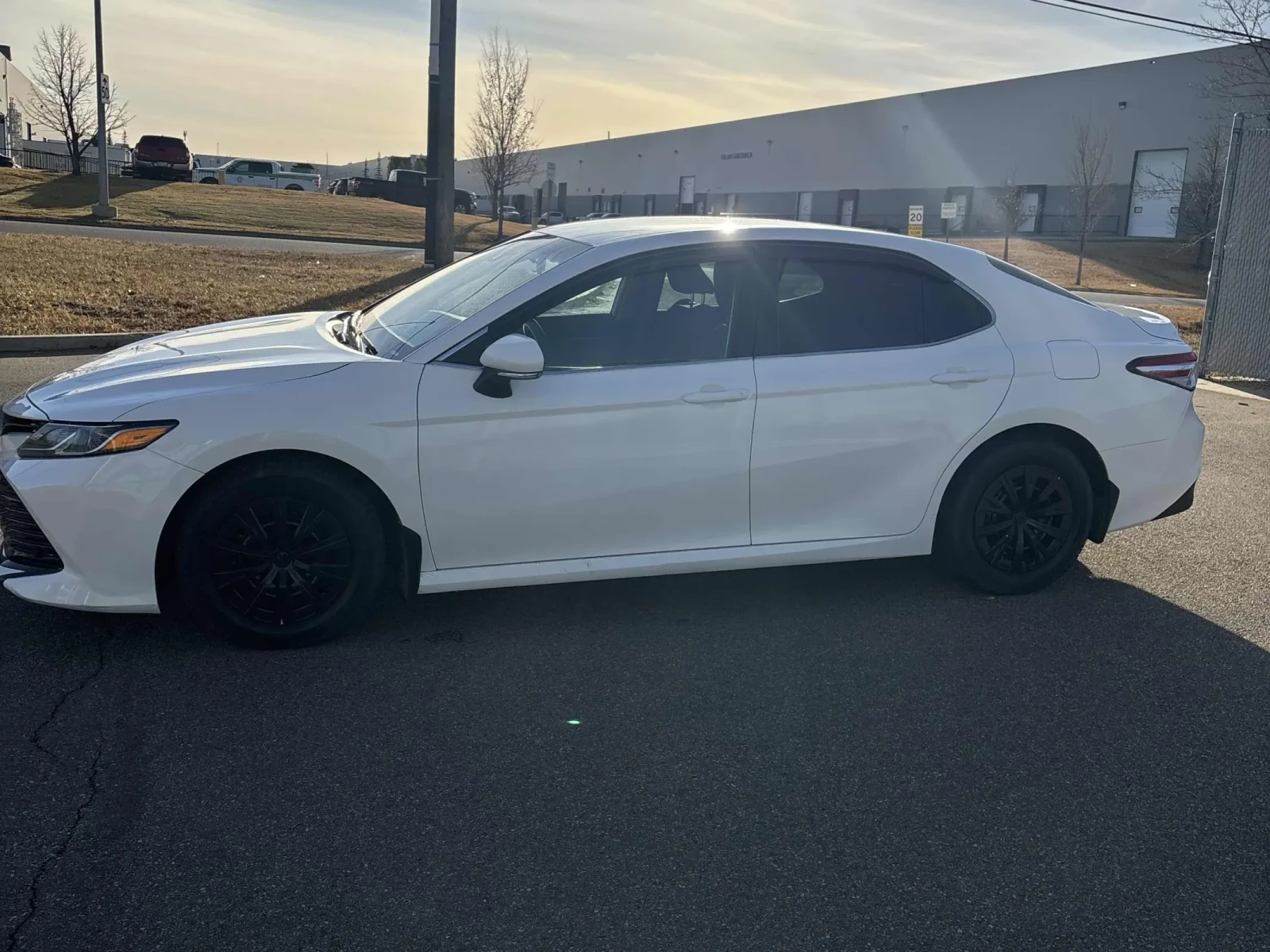 Toyota Camry * CARFAX * БЕЗ ПЪРВОНАЧАЛНА ВНОСКА - изображение 3