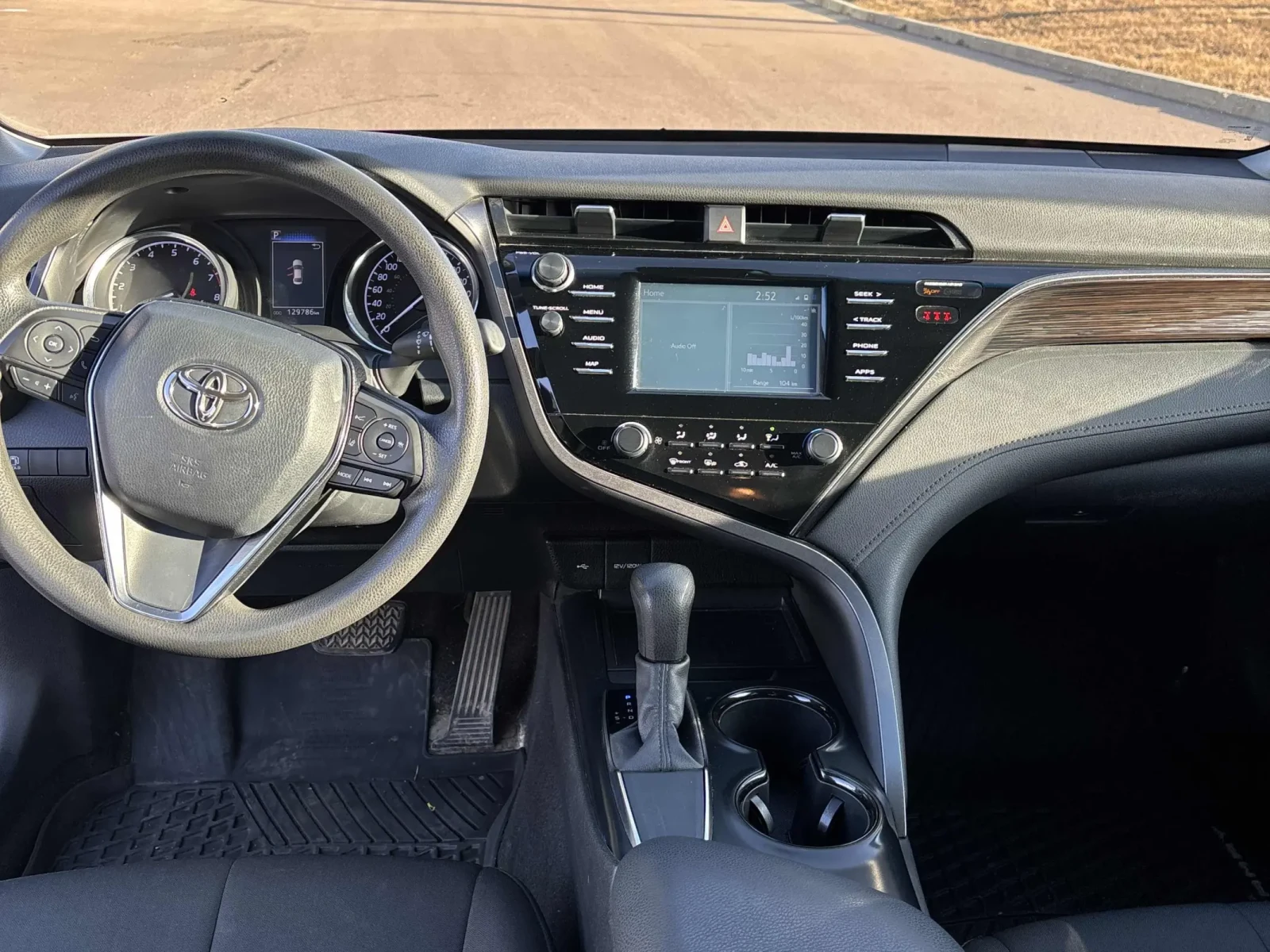 Toyota Camry * CARFAX * БЕЗ ПЪРВОНАЧАЛНА ВНОСКА - изображение 9