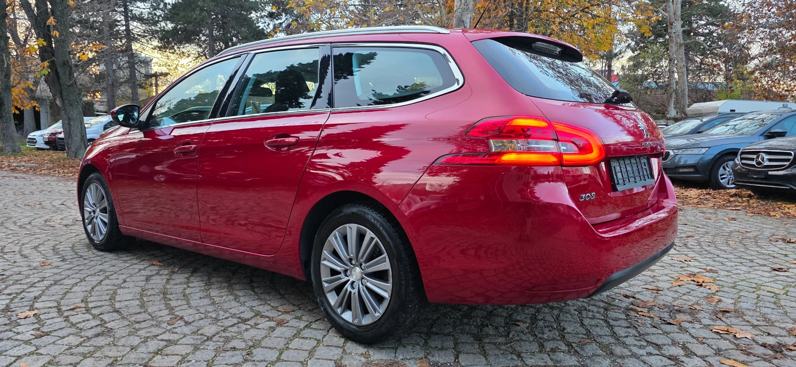 Peugeot 308 1.5 HDI * ALLURE* * AVTOMAT* * DISTRONIC* *  | Mobile.bg   7