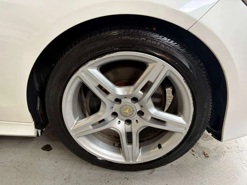 Mercedes-Benz E 350 * 4dr Sdn 4MATIC* NO ACCDT* 9 DEALER SRVCE RCRD! * - изображение 9