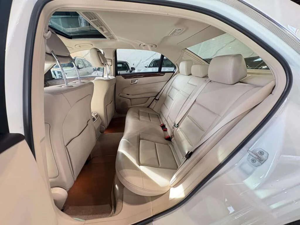 Mercedes-Benz E 350 * 4dr Sdn 4MATIC* NO ACCDT* 9 DEALER SRVCE RCRD! * | Mobile.bg � ����������� 15