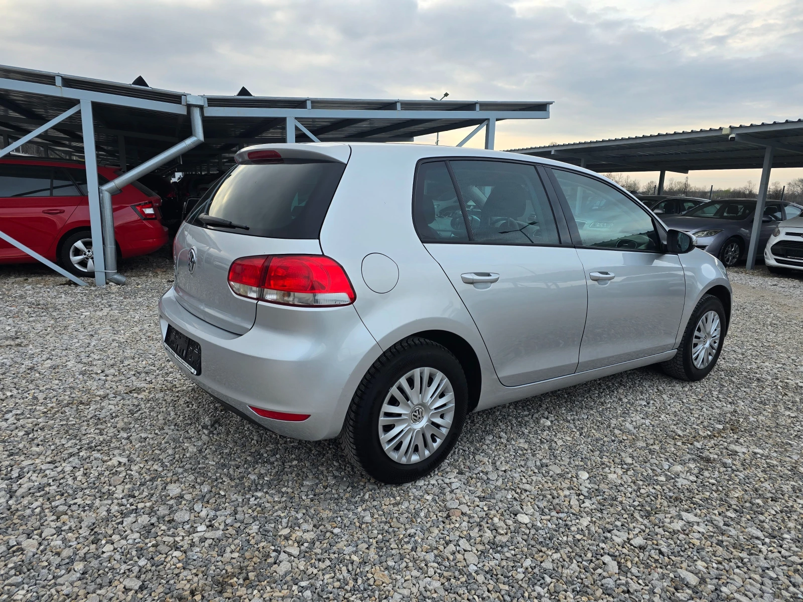 VW Golf 1.4 БЕНЗИН !!  НОВ ВНОС !! КЛИМАТРОНИК !!, снимка 5 - Автомобили и джипове - 54063880