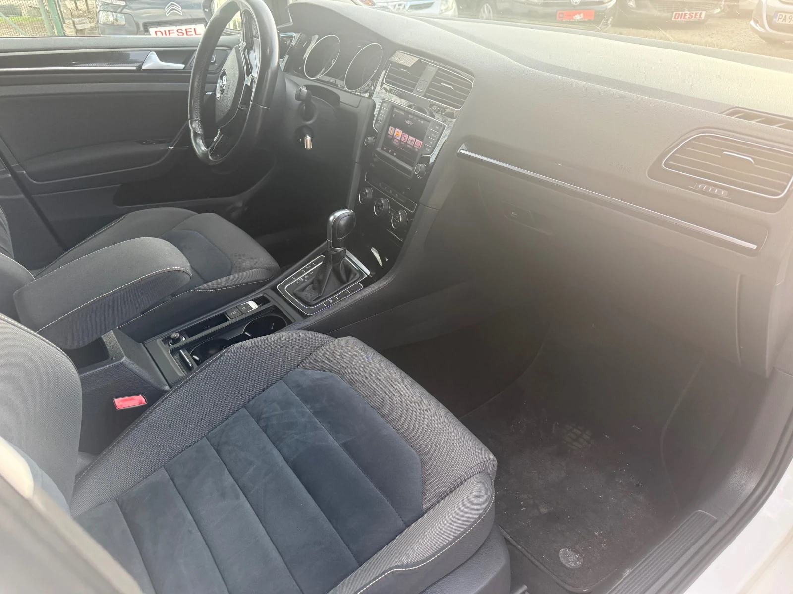 VW Golf  CNG-АВТОМАТИК, снимка 9 - Автомобили и джипове - 54070078